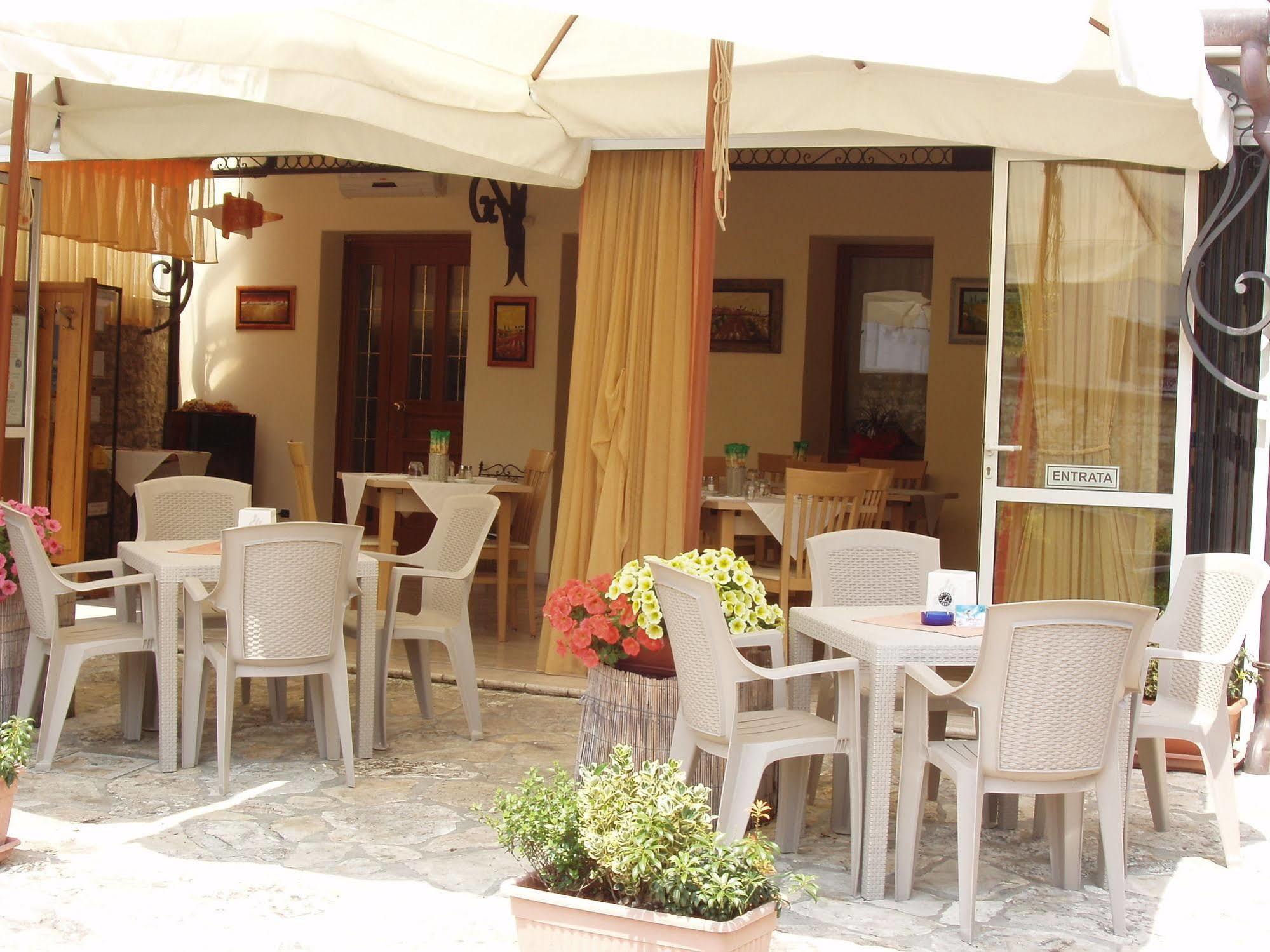 Locanda Ai Archi Di Andreola Monica Farra di Soligo Exterior photo